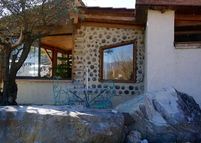 酒店 La Ferme Rolland Rochebrune (Drome)